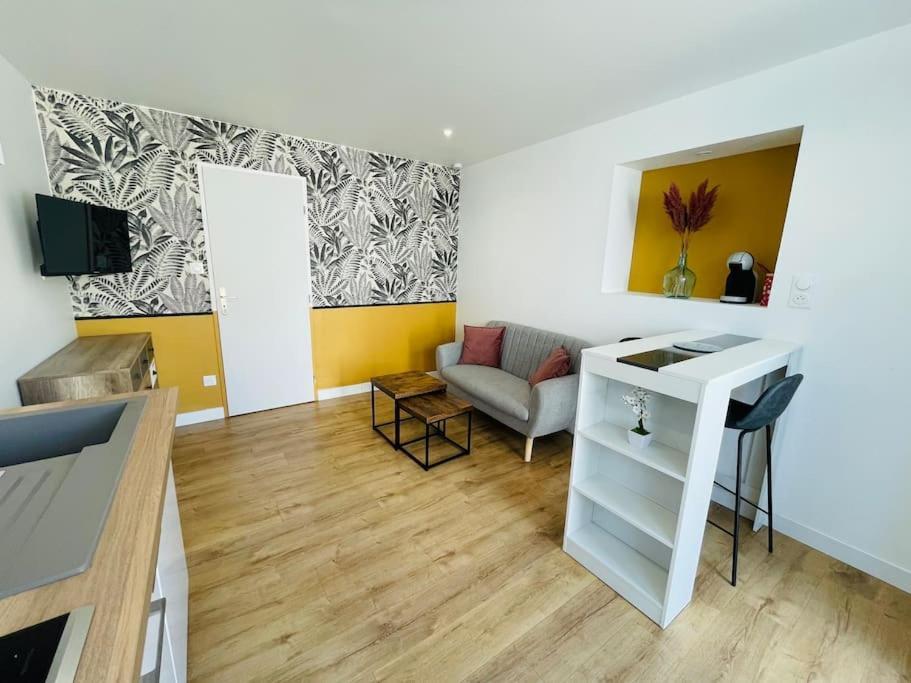 Le Belloc- Suberbe Appartement T1 Bis - Au Calme - Terrasse - Vue Jardin Agen Exterior foto